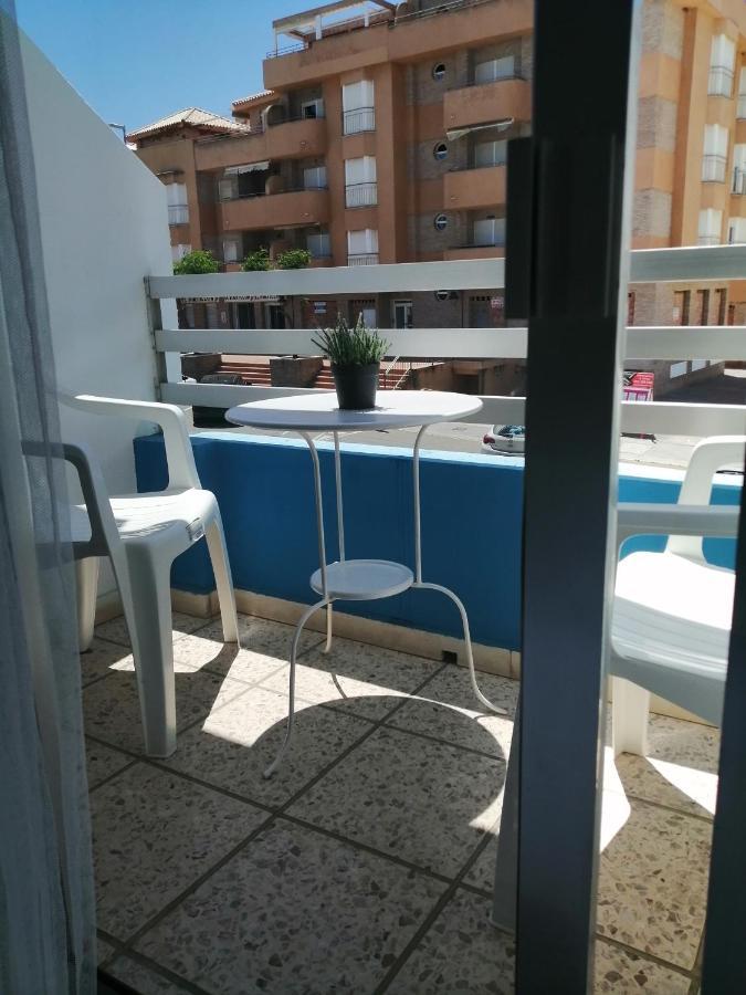 מלון הואלבה Hostal La Parada מראה חיצוני תמונה